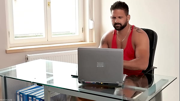 PenthouseGold.com – Cute Computer Tech Candie Luciani Rides Her Hung And Hunky Client